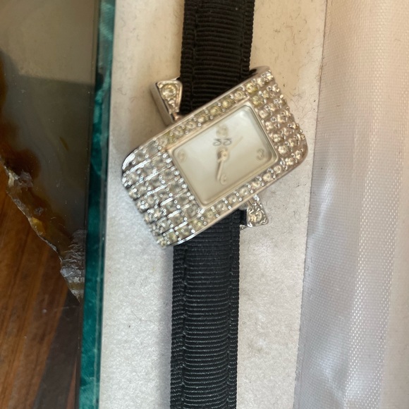Collectable Holiday ArtDeco Suzanne Somers Crystal Art Deco Vintage Style Watch - Picture 13 of 15